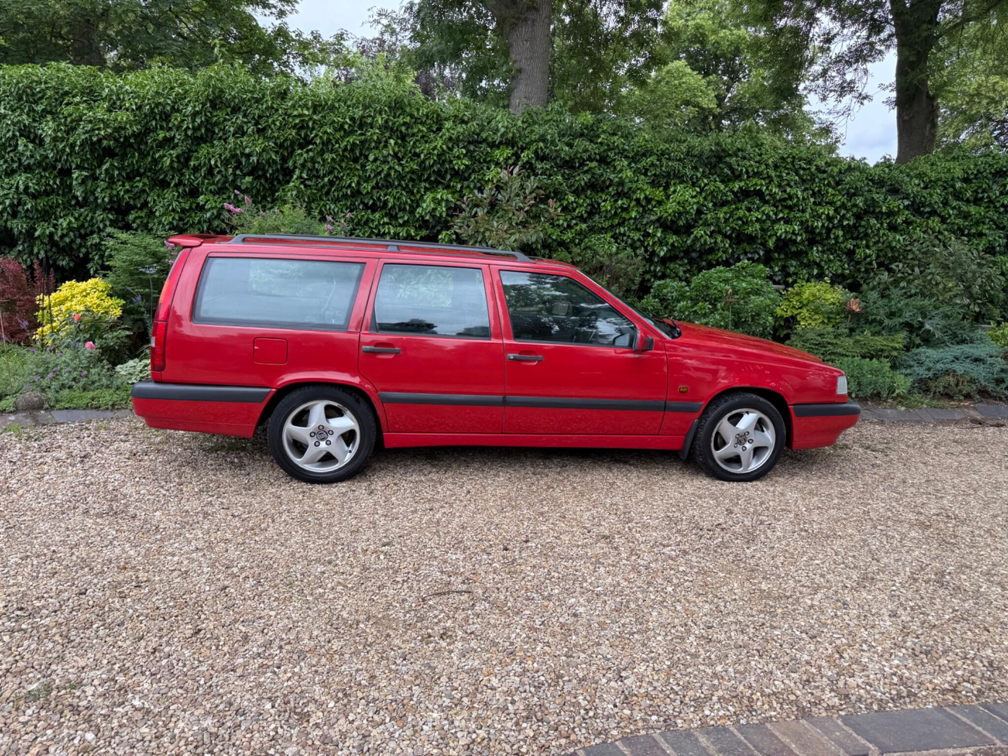 Volvo 850 2.5 20v GLT 5dr — photo 12 of 20